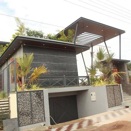 Varaa Villa Mysuru Zewnętrze zdjęcie