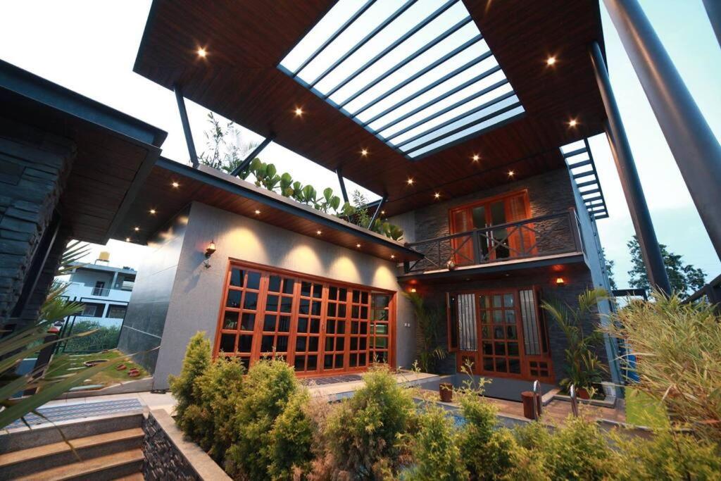 Varaa Villa Mysuru Zewnętrze zdjęcie